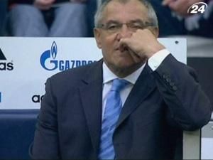 Президент "Шальке" вимагає прогресу від Фелікса Магата Президент "Шальке" вимагає прогресу від Фелікса Магата