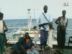 Українські моряки відбилися від сомалійських піратів Українські моряки відбилися від сомалійських піратів