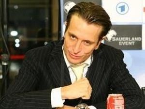 Зауерланд: Зрозуміло, що Хею потрібні гроші, він ж йде на пенсію Зауерланд: Зрозуміло, що Хею потрібні гроші, він ж йде на пенсію