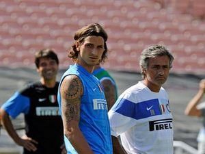 Ібрагімовіч: Моурінью кричав на мене Ібрагімовіч: Моурінью кричав на мене