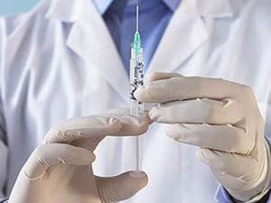В Україні дозволили тестувати вакцини на пацієнтах