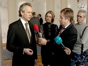 Уряд пропонує парламенту заборонити приватизацію "Укрспирту" Уряд пропонує парламенту заборонити приватизацію "Укрспирту"