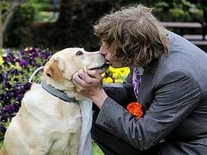 Австралієць одружився на власній собаці Австралієць одружився на власній собаці