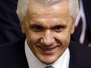 Литвин відправив на підпис Януковичу нові податкові закони