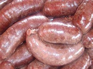 У Дніпропетровську продавали понад 200 кг простроченої ковбаси У Дніпропетровську продавали понад 200 кг простроченої ковбаси