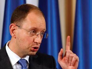 Яценюк: Влада розігнала наметове містечко, бо боїться нового Майдану Яценюк: Влада розігнала наметове містечко, бо боїться нового Майдану