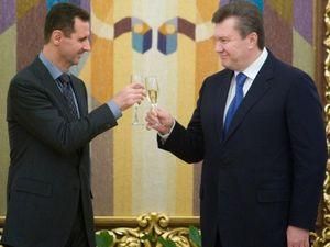 Янукович виступає за розвиток відносин із Сирією 
