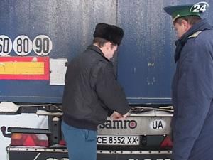 Львівські митники перехопили контрабанду паперу Львівські митники перехопили контрабанду паперу