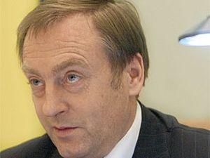 Лавринович не дозволяє прийняти антикорупційний пакет Лавринович не дозволяє прийняти антикорупційний пакет