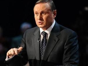 Єфремов: Стимулюватимемо жінок до роботи надбавками Єфремов: Стимулюватимемо жінок до роботи надбавками