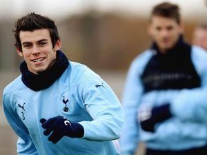 "Ман Сіті" пропонує за Бейла 60 мільйонів та Адебайора "Ман Сіті" пропонує за Бейла 60 мільйонів та Адебайора