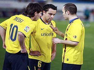 Золотий м’яч отримає Мессі, Хаві або Іньєста Золотий м’яч отримає Мессі, Хаві або Іньєста