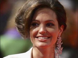 Анджеліна Джолі створить лінію ювелірних прикрас Анджеліна Джолі створить лінію ювелірних прикрас