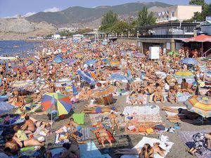 Цього року рекордна кількість іноземців відвідала Крим Цього року рекордна кількість іноземців відвідала Крим