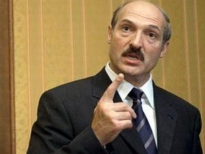 Лукашенко: Не дозволю Росії бити нас в морду Лукашенко: Не дозволю Росії бити нас в морду