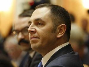 Портнов вимагає звільнити трьох суддів-корупціонерів Портнов вимагає звільнити трьох суддів-корупціонерів
