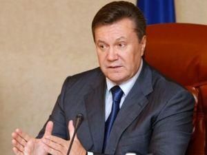 Янукович: Потрібно викорінити тіньову економіку Янукович: Потрібно викорінити тіньову економіку