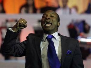 Томенко просить Генпрокуратуру розібратися із пастором Аделаджею Томенко просить Генпрокуратуру розібратися із пастором Аделаджею