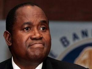 Зімбамбійський центральний банк звільнить 1600 працівників Зімбамбійський центральний банк звільнить 1600 працівників