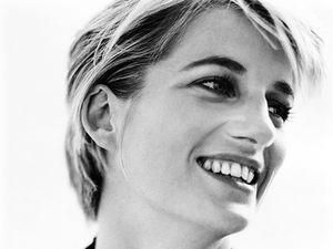 Весільний портрет принца Вільяма і Кейт Мідлтон зробить Маріо Тестіно Весільний портрет принца Вільяма і Кейт Мідлтон зробить Маріо Тестіно