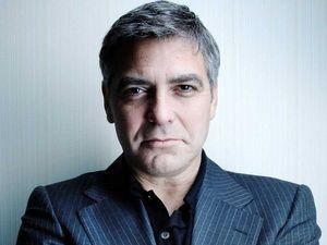 Джордж Клуні стане режисером фільму про корпорацію Джордж Клуні стане режисером фільму про корпорацію