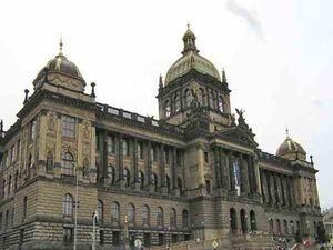 Чеські службовці вийшли з протестами на вулиці Чеські службовці вийшли з протестами на вулиці