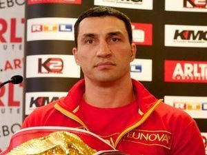 Кличко: Зі всіх боксерів дратує лише Хей Кличко: Зі всіх боксерів дратує лише Хей