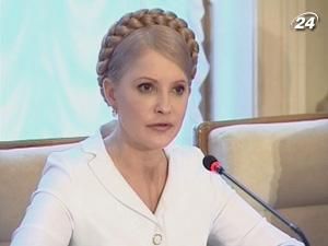 Тимошенко: МВФ не повинно давати нам гроші на борг РосУкрЕнерго