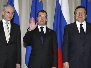 Медведєв Україні: Будуть гроші - буде газ Медведєв Україні: Будуть гроші - буде газ