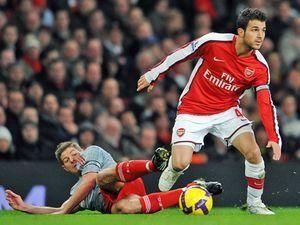 Фабреґас ще не знає, чи зіграє проти "Манчестера" Фабреґас ще не знає, чи зіграє проти "Манчестера"