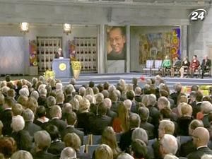 Нобелівські премії знайшли своїх героїв Нобелівські премії знайшли своїх героїв