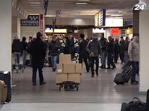 Більше сотні українців “застрягли” у Франкфурті через негоду Більше сотні українців “застрягли” у Франкфурті через негоду