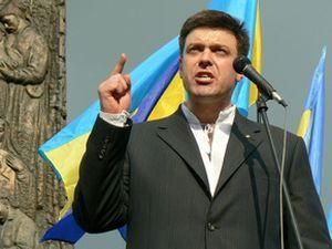 Тягнибок: Адмінреформа - це лише PR Януковича Тягнибок: Адмінреформа - це лише PR Януковича