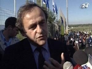 Платіні підтримав ідею зимового Чемпіонату Світу 2022 року Платіні підтримав ідею зимового Чемпіонату Світу 2022 року