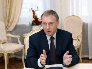 Уряд обіцяє скоротити свої функції на 60% Уряд обіцяє скоротити свої функції на 60%