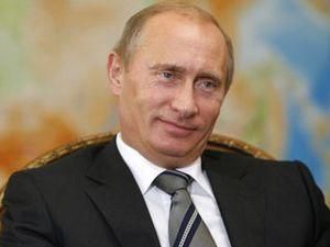 У центрі Москви опозиція збирає підписи за відставку Путіна У центрі Москви опозиція збирає підписи за відставку Путіна