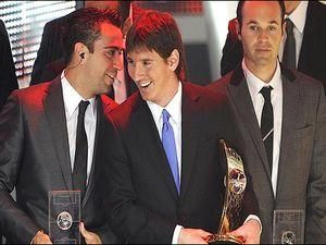 "Синьо-гранатове" тріо організує свято "Синьо-гранатове" тріо організує свято