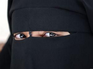 У Саудівській Аравії чоловік не впізнав дружину в морзі, бо ніколи не бачив її обличчя