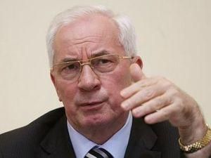 Азаров обіцяє залатати пенсійну дірку за 3-4 роки Азаров обіцяє залатати пенсійну дірку за 3-4 роки