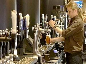 Польща послаблює умови працевлаштування для українців Польща послаблює умови працевлаштування для українців