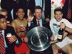 Ван Гааль не проти очолити "Аякс" Ван Гааль не проти очолити "Аякс"