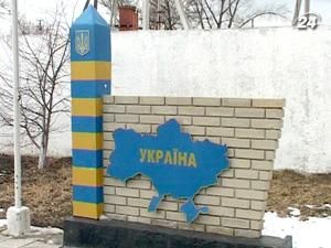 Янукович дав уряду місяць на організацію кордонів з Росією