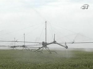 Льовочкін: Сільгоспземлю дозволять продавати 2011 року Льовочкін: Сільгоспземлю дозволять продавати 2011 року