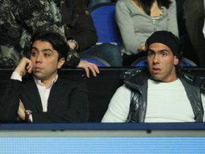 Агент Тевеса: Карлос ніколи не відмовиться грати Агент Тевеса: Карлос ніколи не відмовиться грати