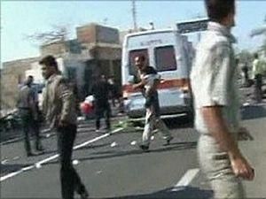 Терорист підірвав 38 іранських паломників Терорист підірвав 38 іранських паломників