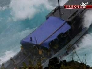 Знайшли близько 30 тіл біженців, які розбились на човні біля о.Різдва Знайшли близько 30 тіл біженців, які розбились на човні біля о.Різдва