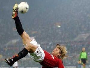 Суд дозволив Касано грати, але з меншою зарплатою Суд дозволив Касано грати, але з меншою зарплатою