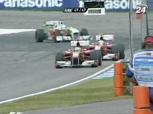 "Ferrari" планує виставити третій болід у 2013 році "Ferrari" планує виставити третій болід у 2013 році