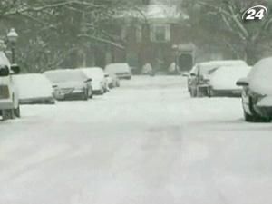 У Вашингтоні снігопад спричинив транспортний колапс