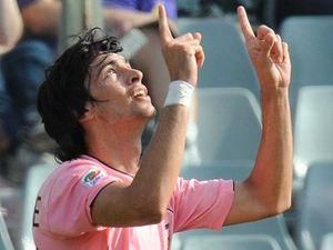 Пасторе уклав угоду з "Палермо" до 2015 року Пасторе уклав угоду з "Палермо" до 2015 року